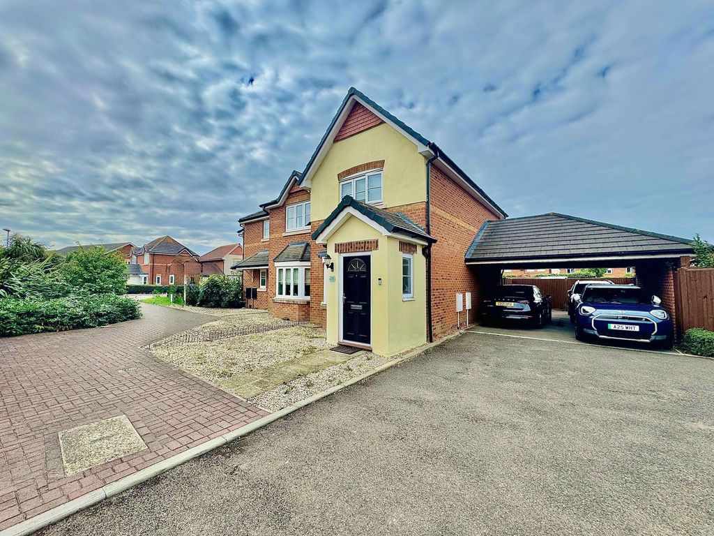 Property photo 2 of 24