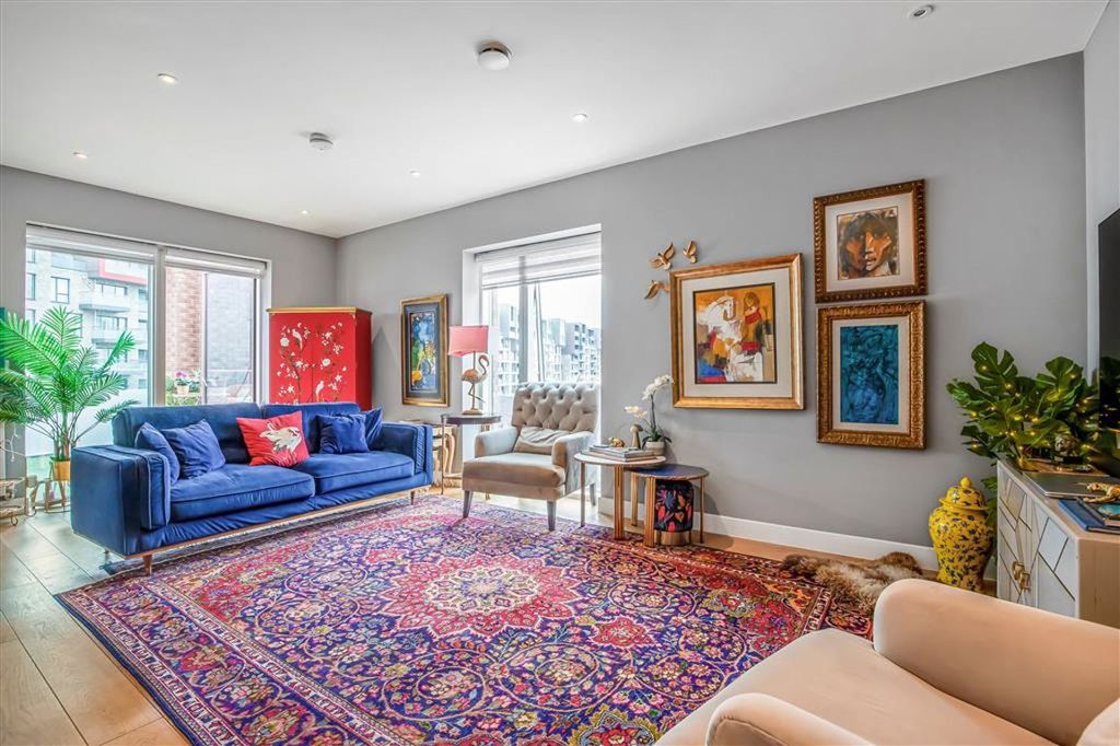 Property photo 3 of 11