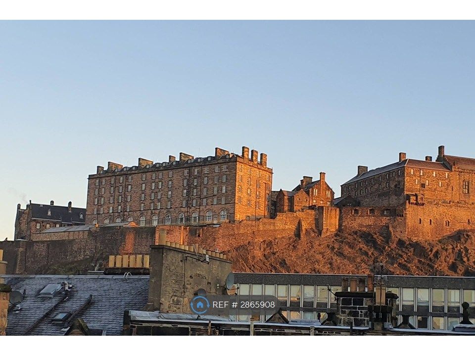 Property photo 3 of 12