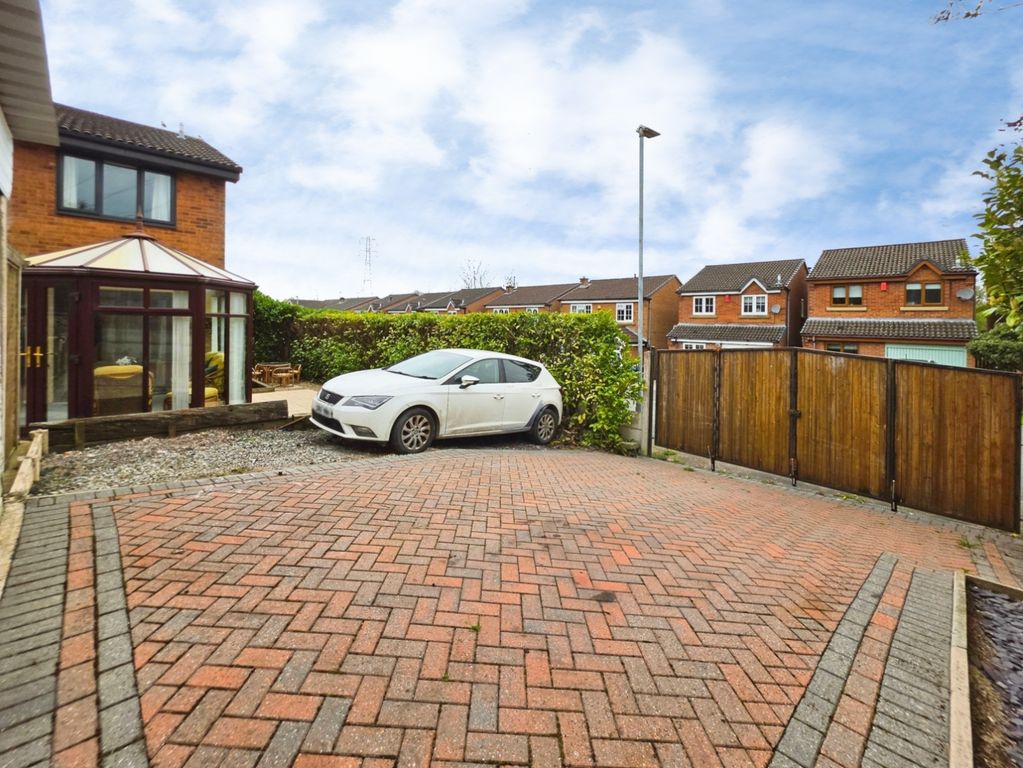 Property photo 2 of 36 Pbox-Img.Jpg