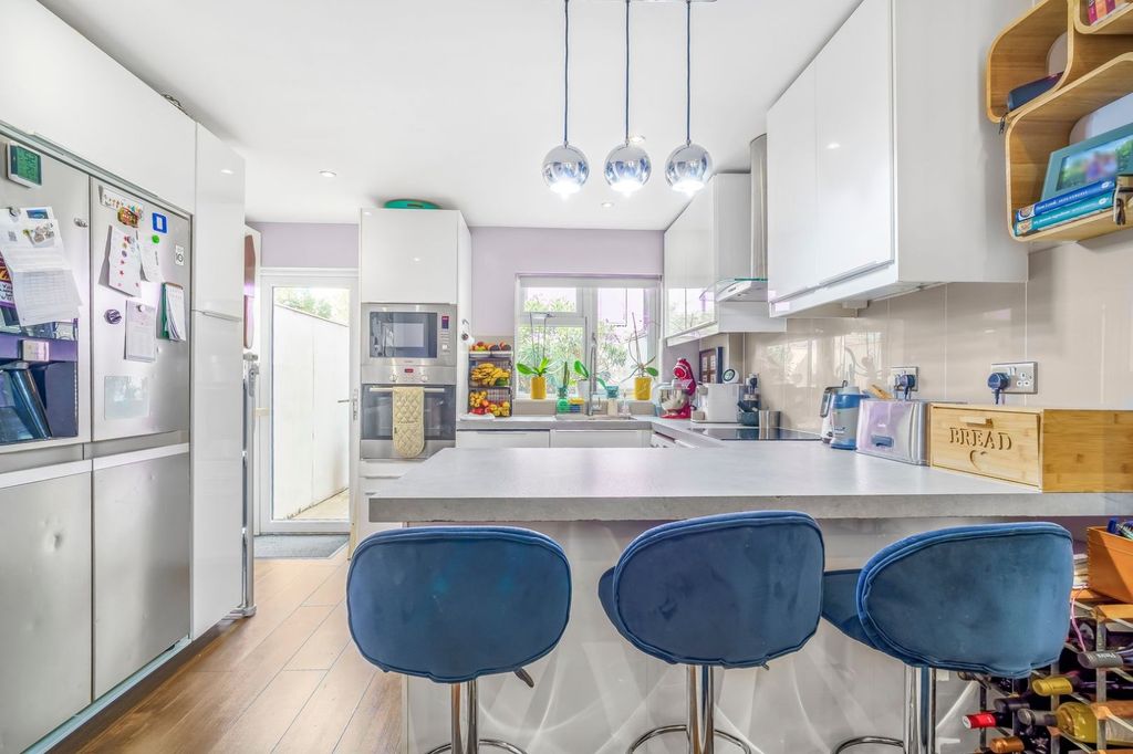 Property photo 1 of 9 Picture No. 04