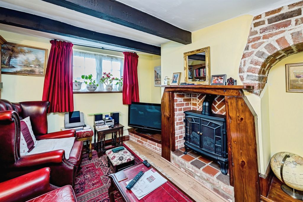 Property photo 3 of 17