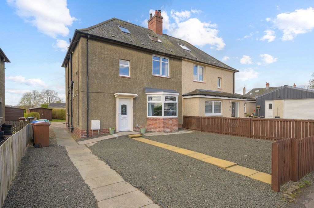 Property photo 1 of 30