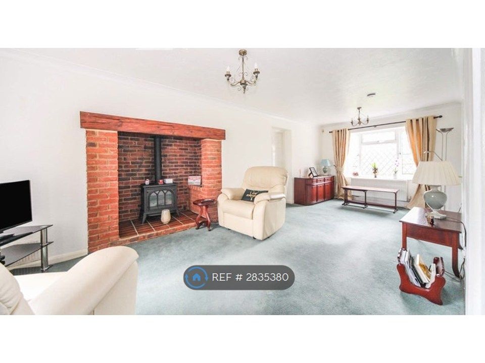 Property photo 3 of 4
