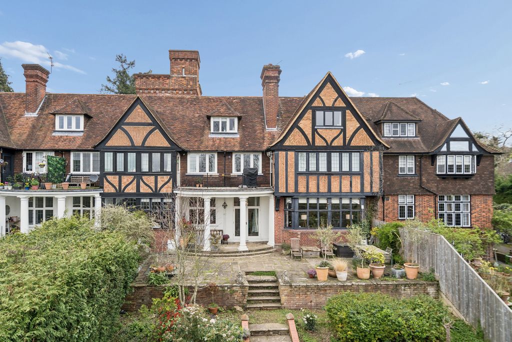 Property photo 1 of 22