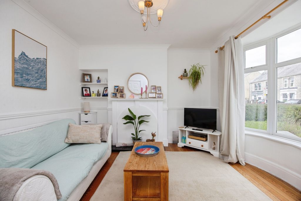 Property photo 3 of 25 Pbox-Img.Jpg