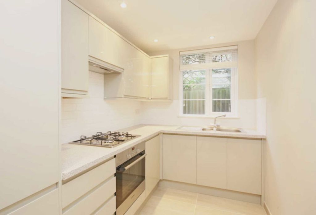 Property photo 2 of 5