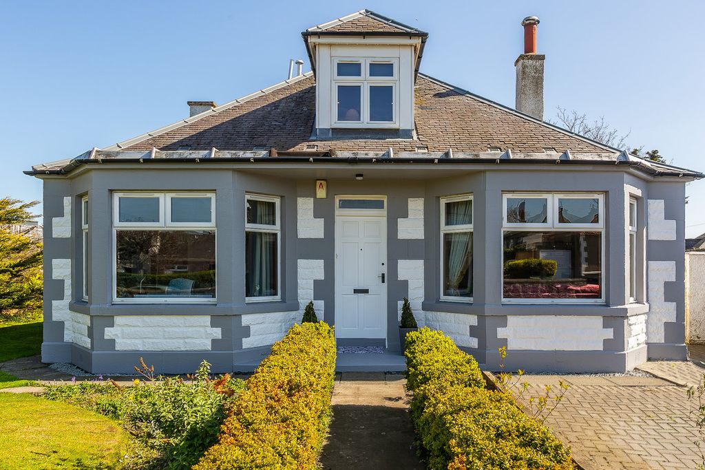 Property photo 1 of 37