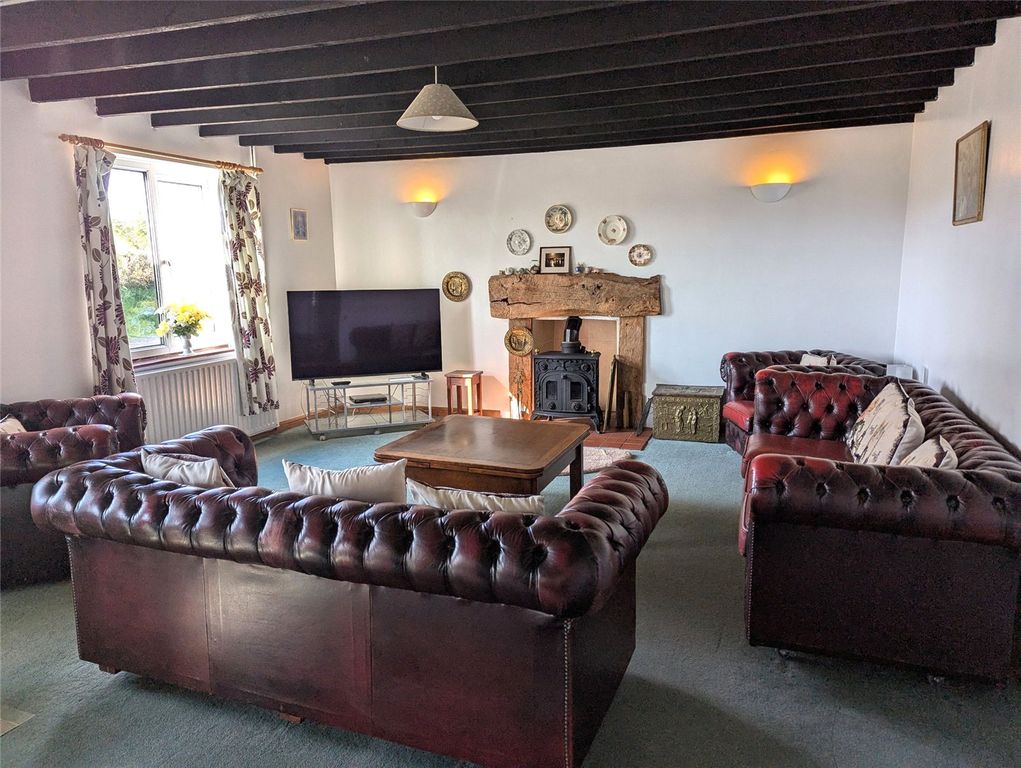 Property photo 2 of 12 Picture No. 03