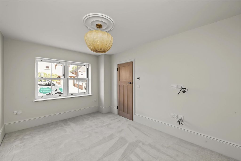 Property photo 3 of 12 50A-West-Way-15.Jpg