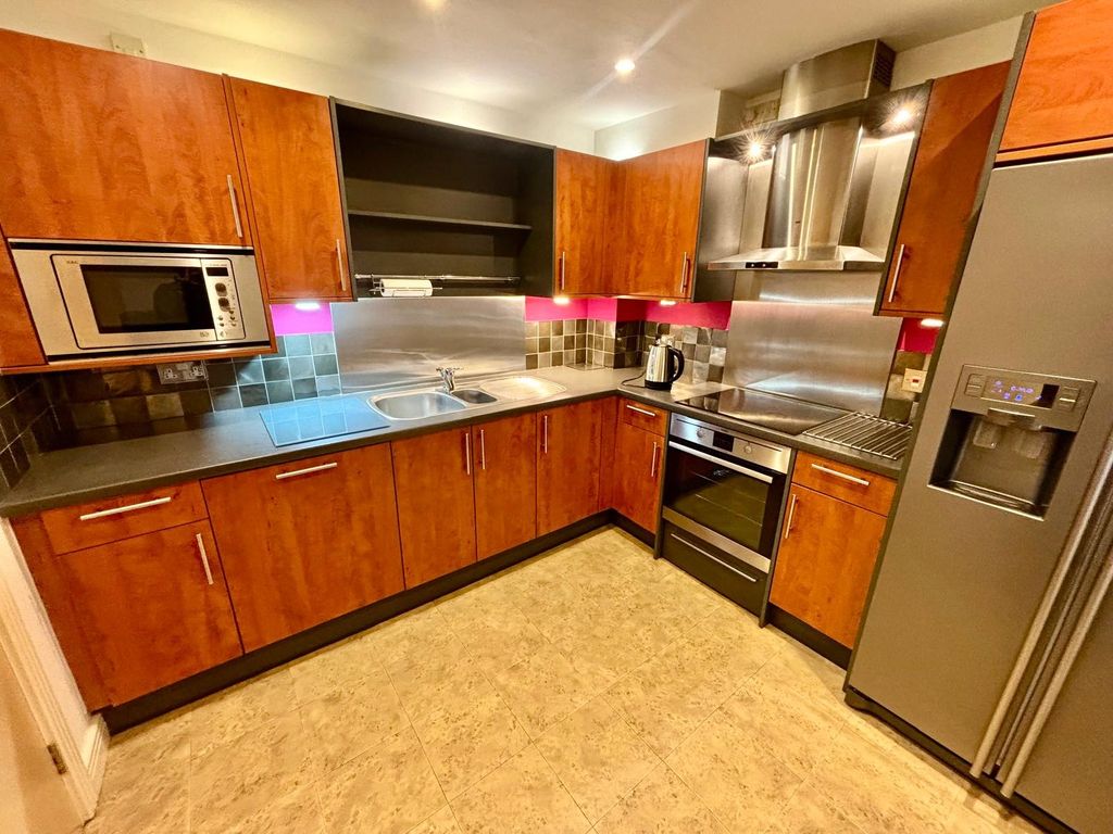 Property photo 3 of 19 Picture No. 08