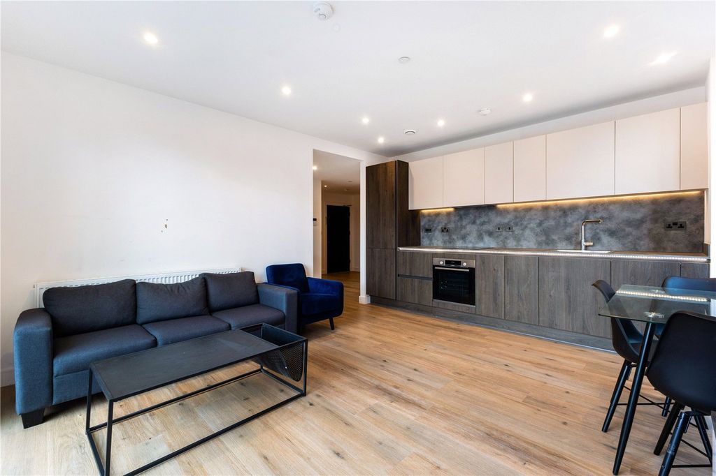 Property photo 1 of 9 Picture No. 14