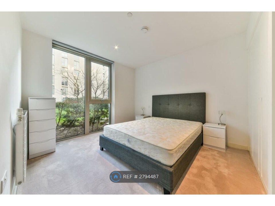 Property photo 2 of 11 Bedroom