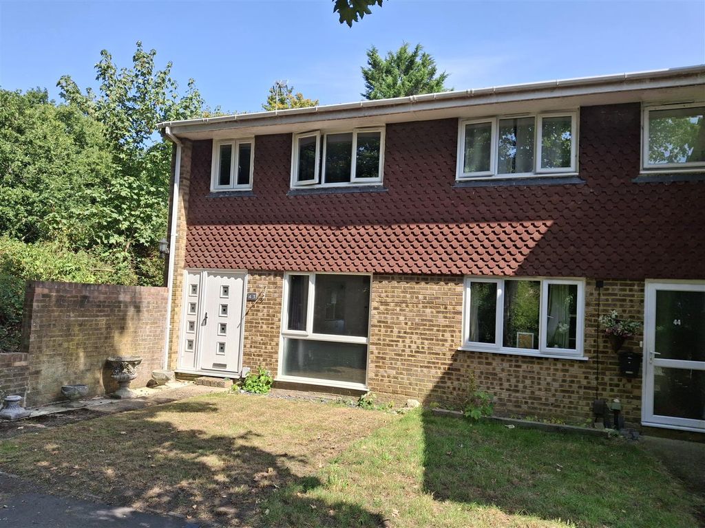 Property photo 1 of 9 Front.Jpg