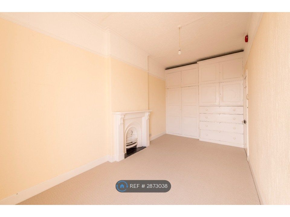Property photo 1 of 11 Bedroom