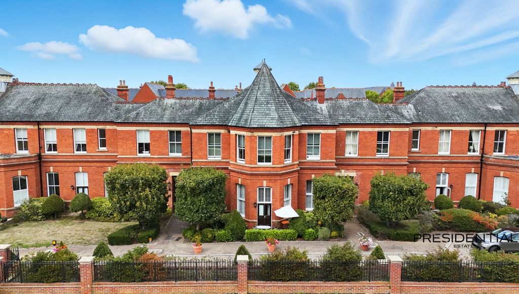 Property photo 1 of 20