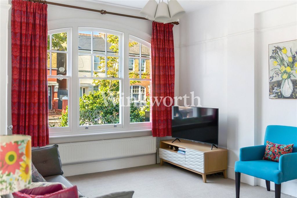 Property photo 2 of 21 Picture No. 04