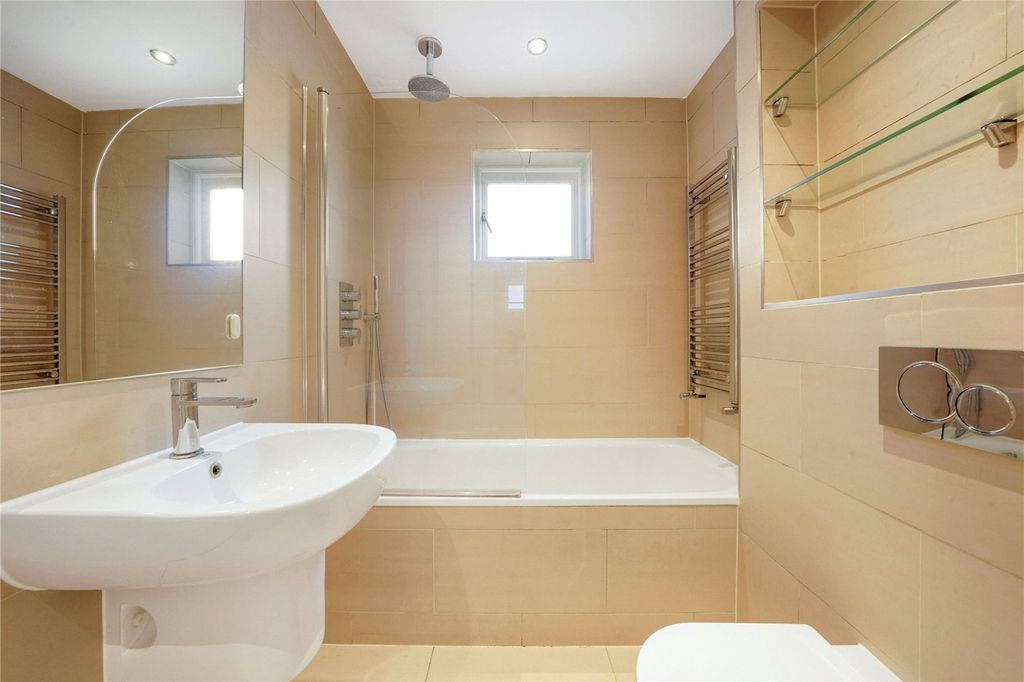 Property photo 3 of 15 Picture No. 16