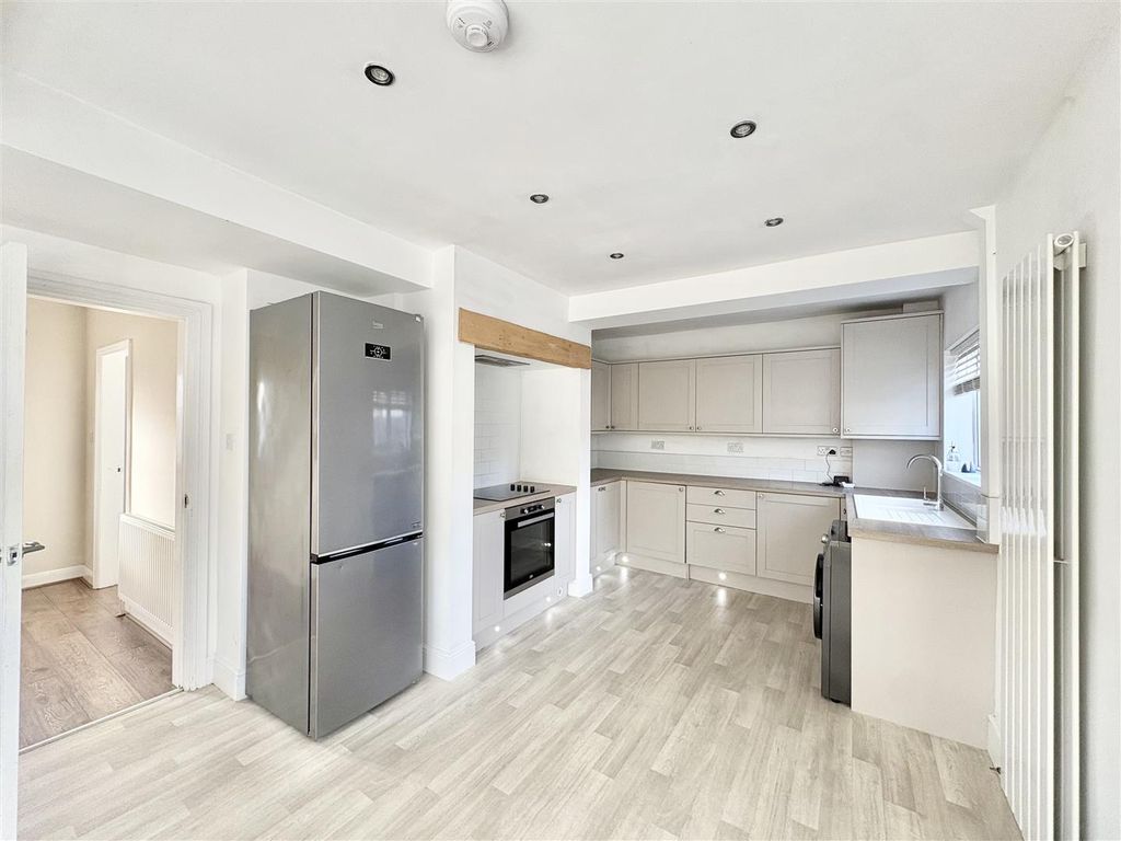 Property photo 2 of 12 Image00003.Jpeg