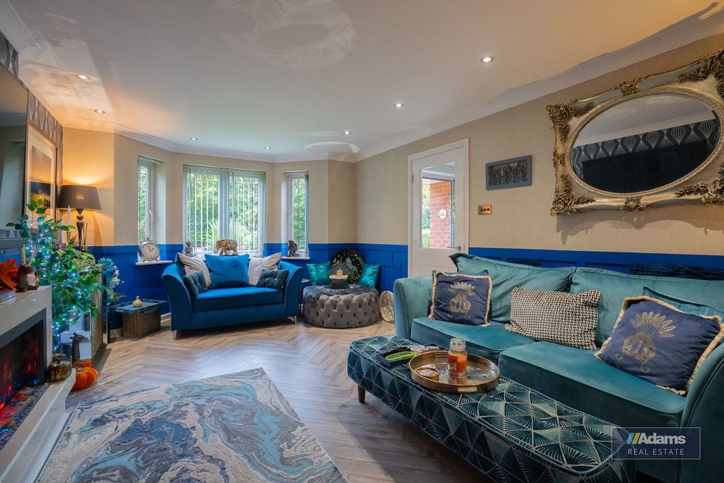 Property photo 2 of 48