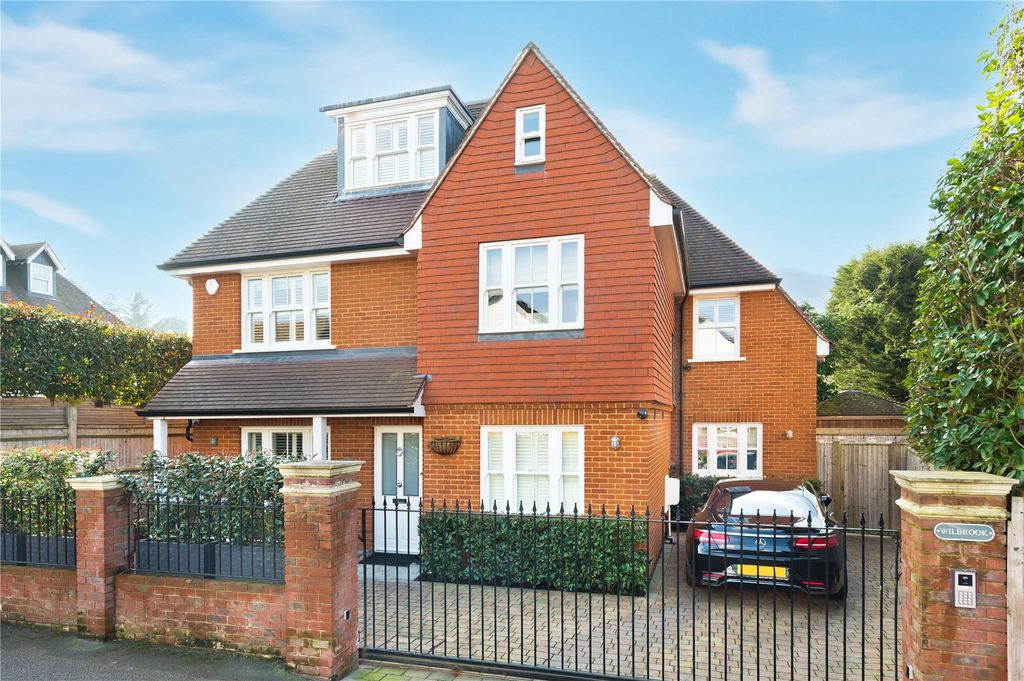 Property photo 2 of 19 Picture No. 13