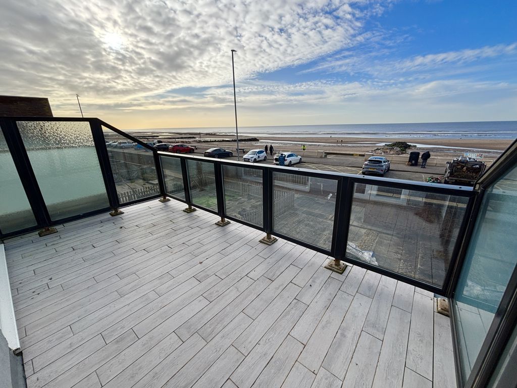 Property photo 2 of 26