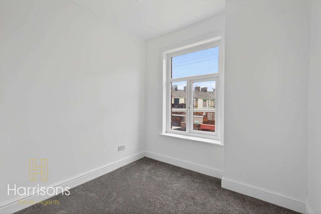 Property photo 2 of 21 Photo 1