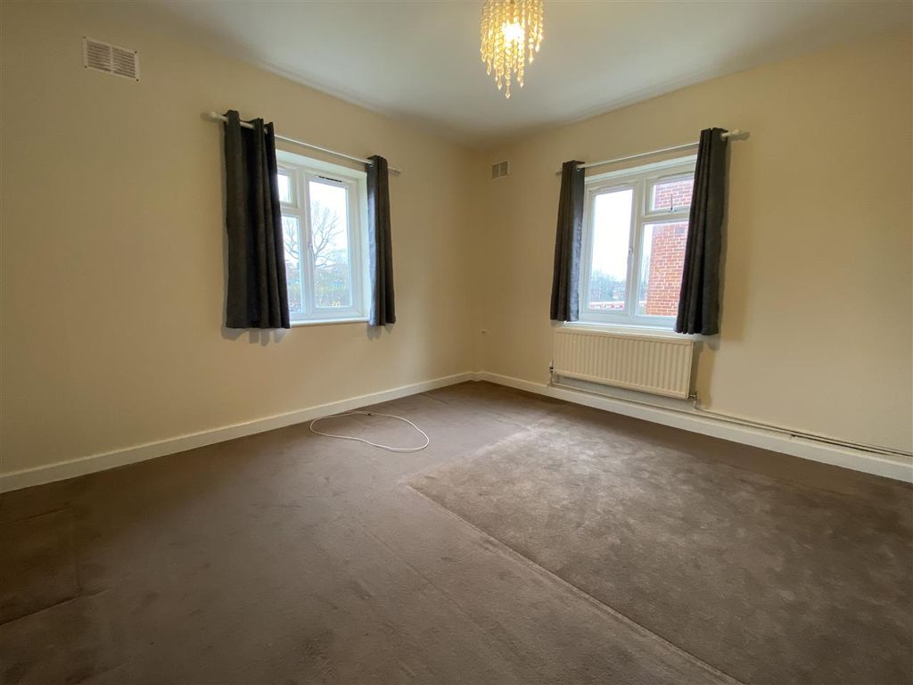 Property photo 3 of 4 Bedroom 1