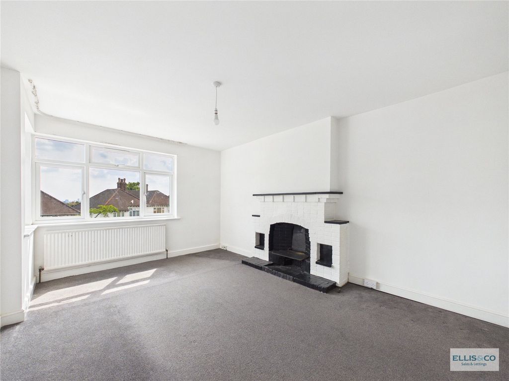 Property photo 2 of 18 Picture No. 03