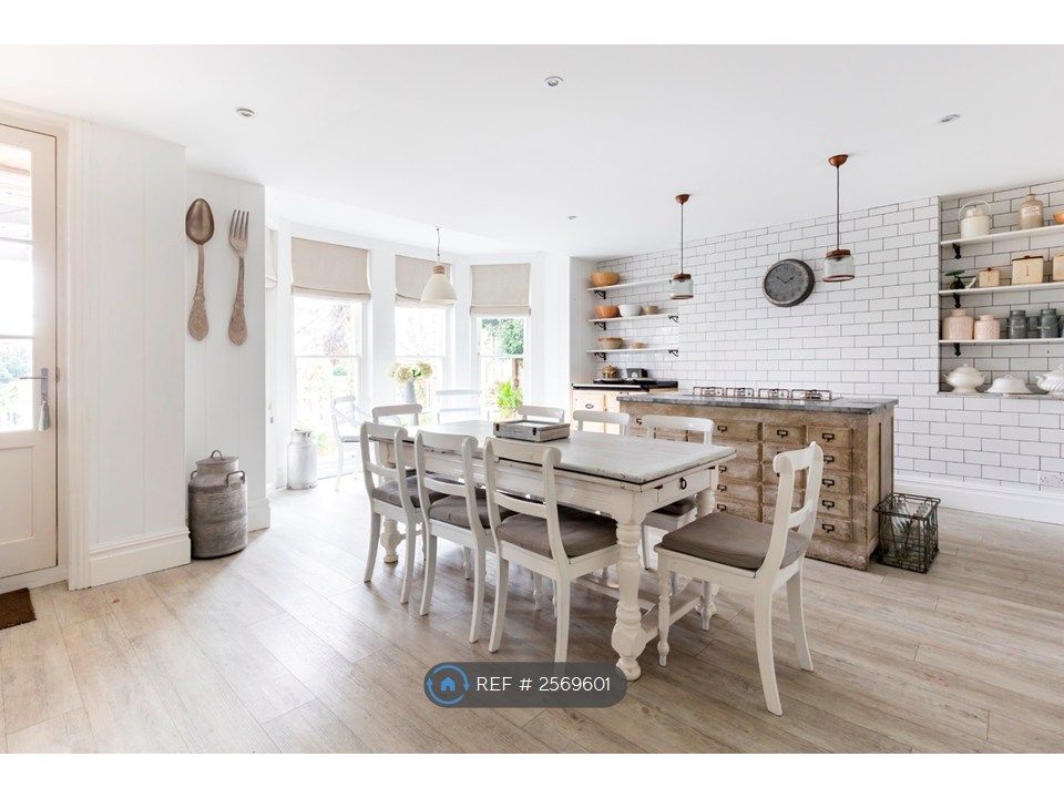 Property photo 2 of 35 Lower Ground Fl Kitchen Diner