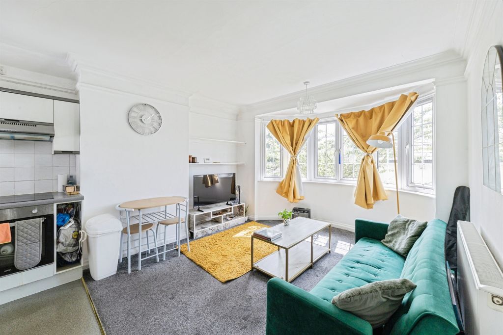 Property photo 2 of 10