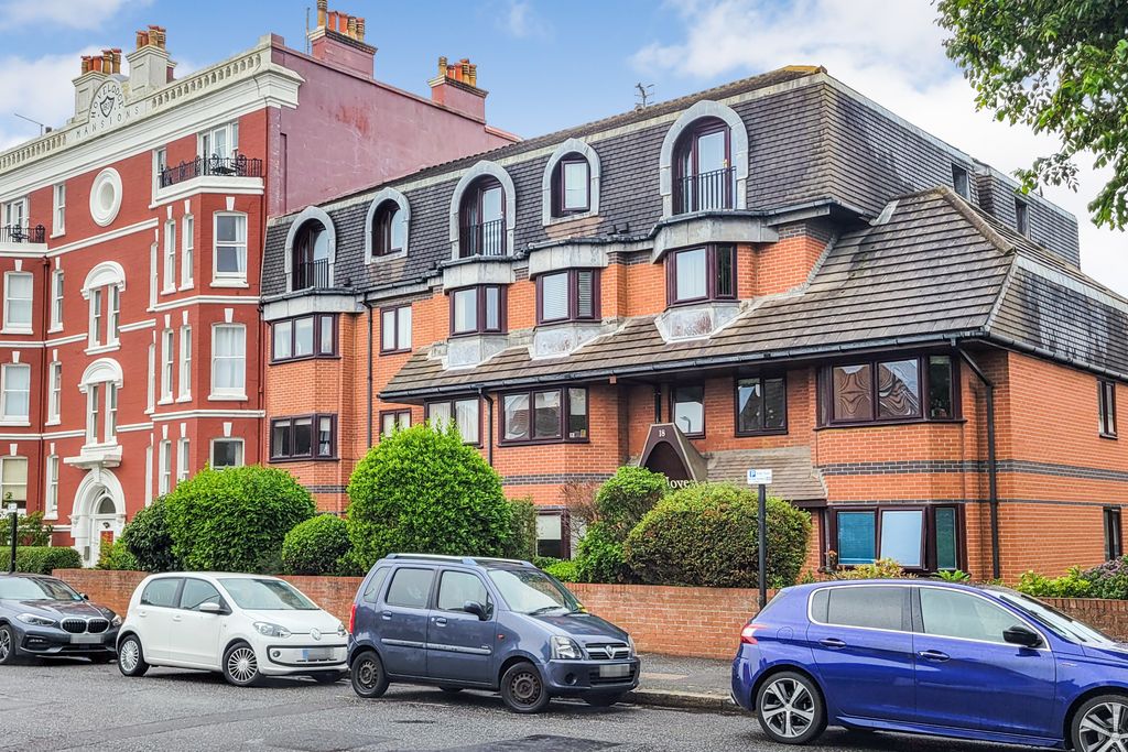 Property photo 1 of 1 Hove Lodge, 18 Hove St, Brighton And Hove, Hove Bn3 2Ts