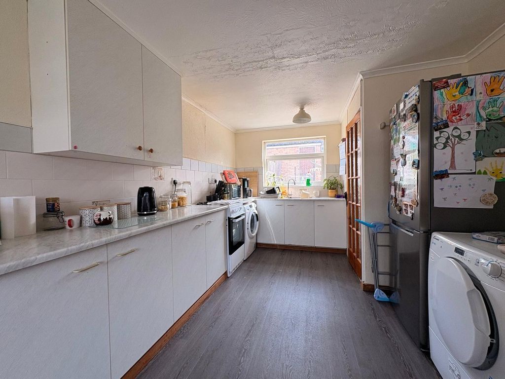 Property photo 3 of 15 Picture No. 34
