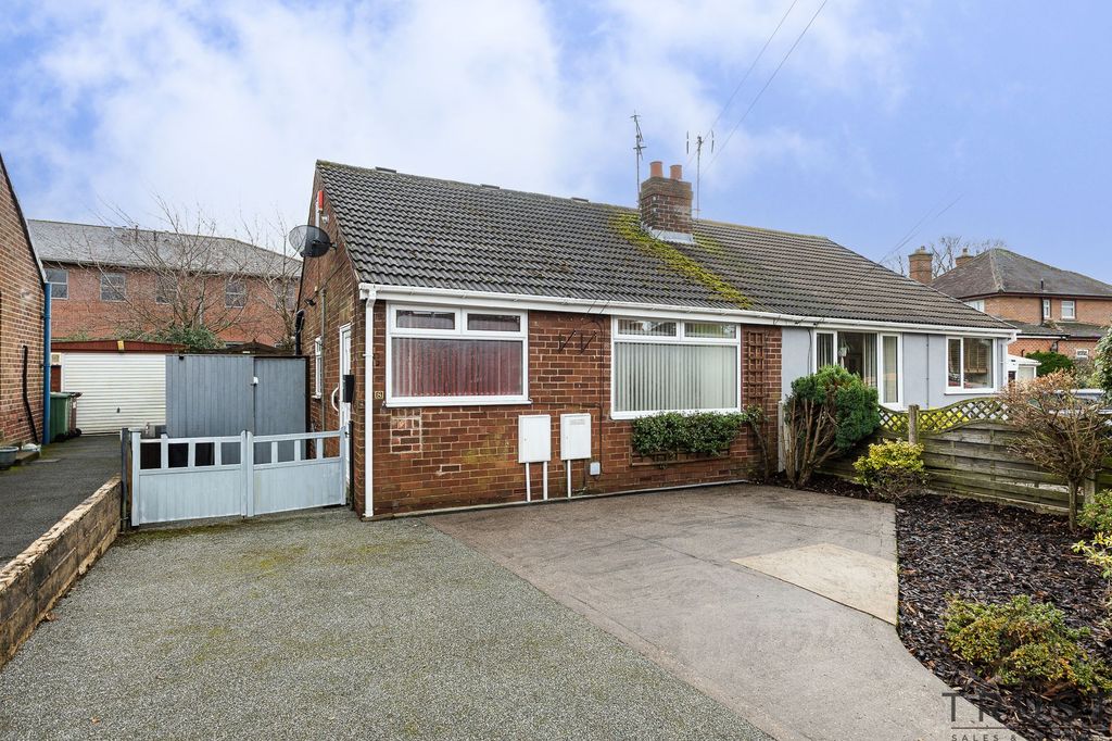 Property photo 1 of 25