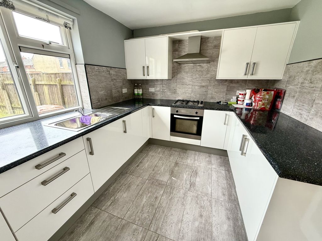 Property photo 3 of 7 Img_9509