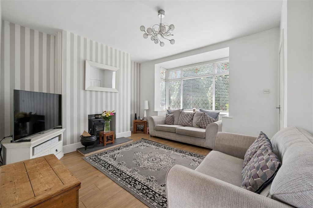 Property photo 2 of 19 Tracks Lane - Reception Room