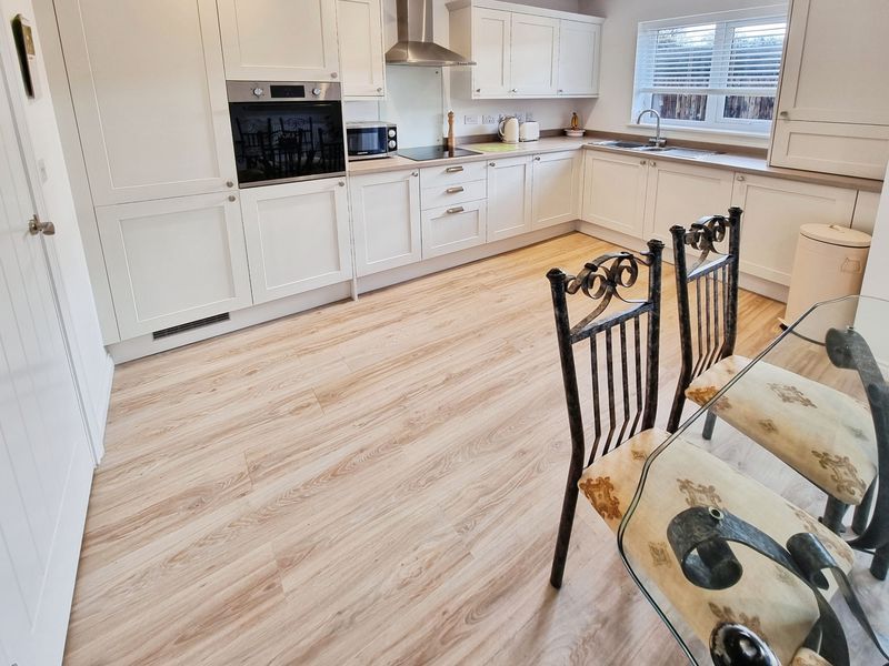 Property photo 2 of 14 Photo 10