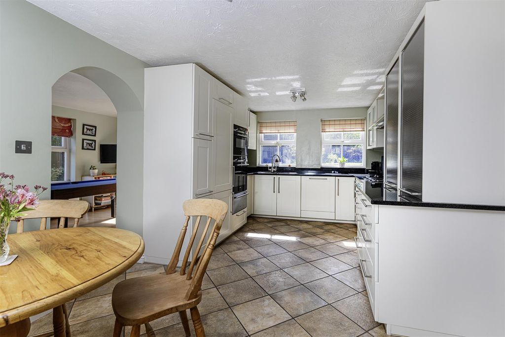 Property photo 2 of 67 Dining Kitchen