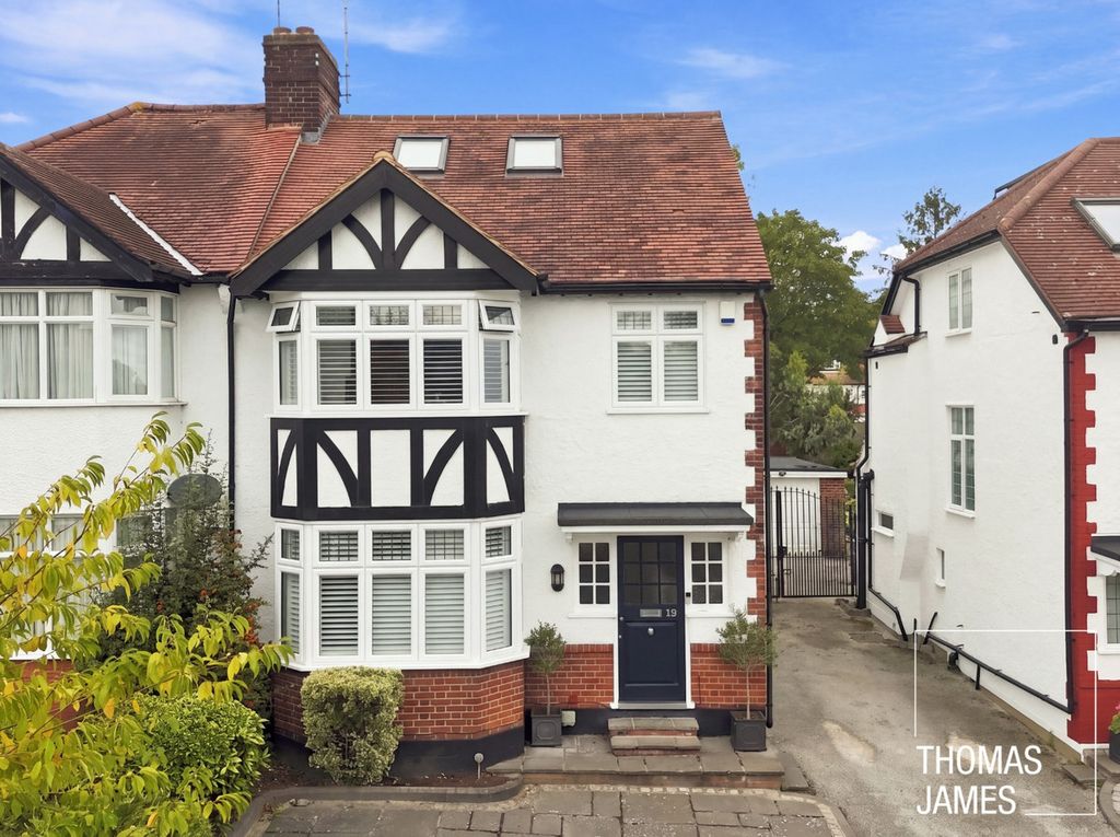 Property photo 1 of 34