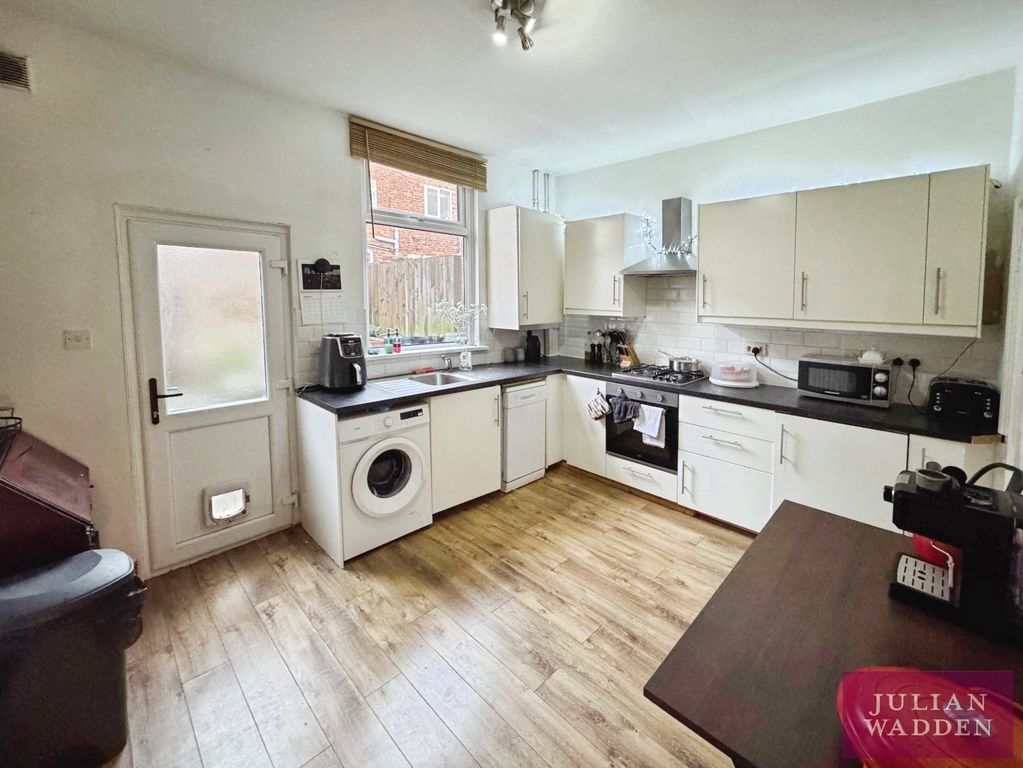 Property photo 3 of 10 Picture 3