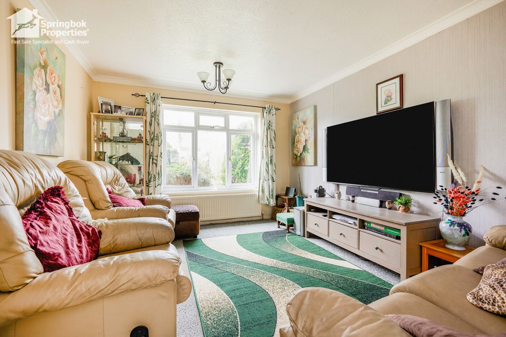 Property photo 3 of 18 Image 2