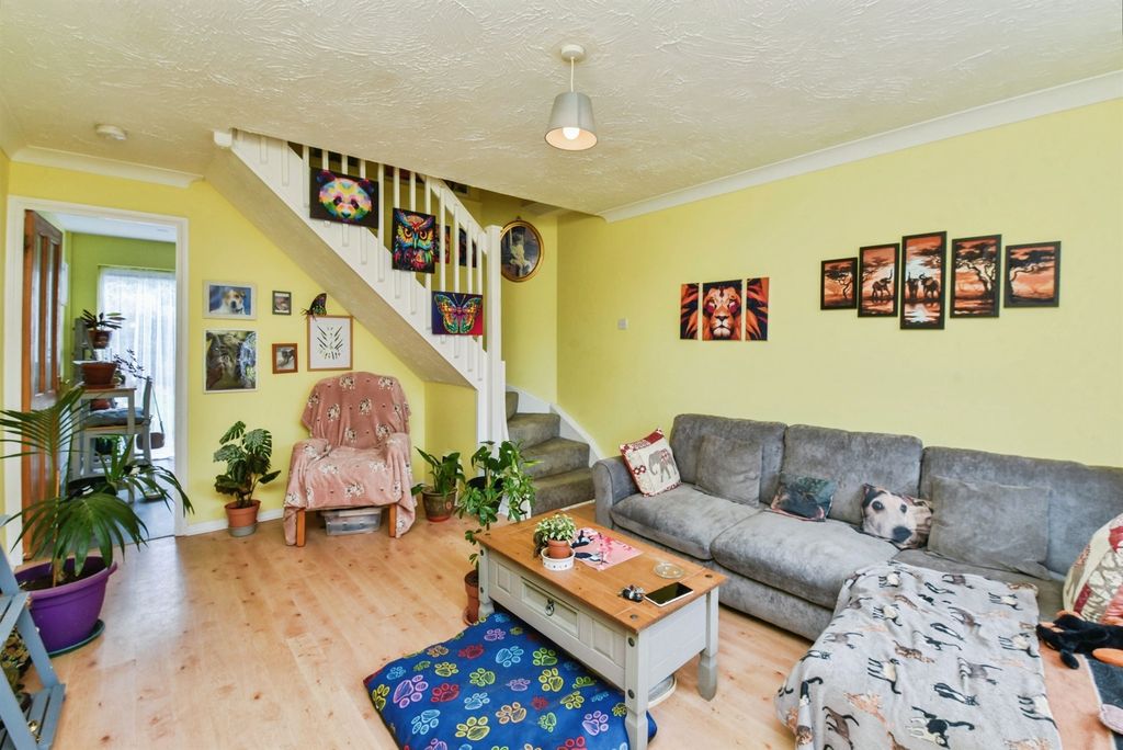 Property photo 3 of 13