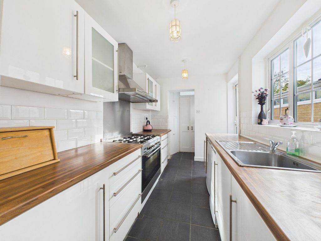 Property photo 3 of 15 5268235
