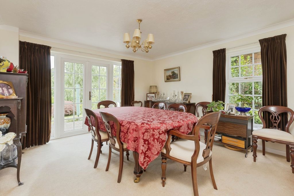 Property photo 2 of 18 Pbox-Img.Jpg