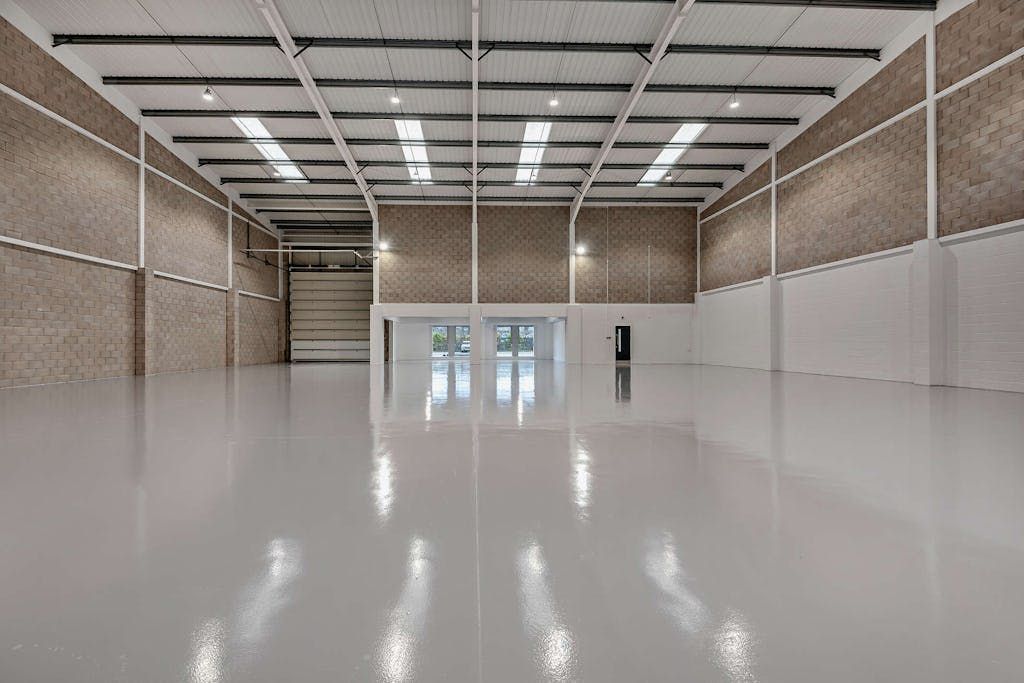 Property photo 2 of 7 Networkparkindustrialestate_Unitunit8_20241223123019.Jpg