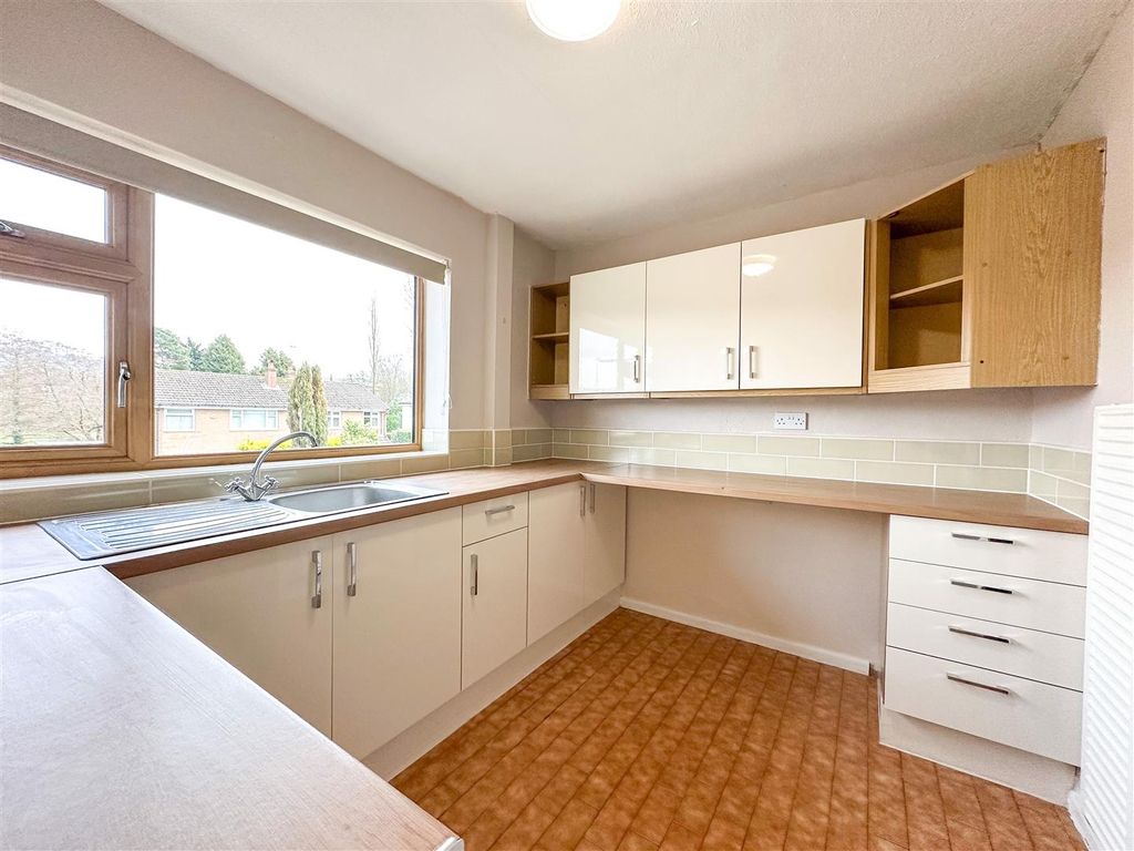 Property photo 3 of 25