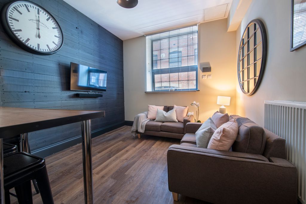 Property photo 1 of 10 Flat B, Hosiery, Living Room