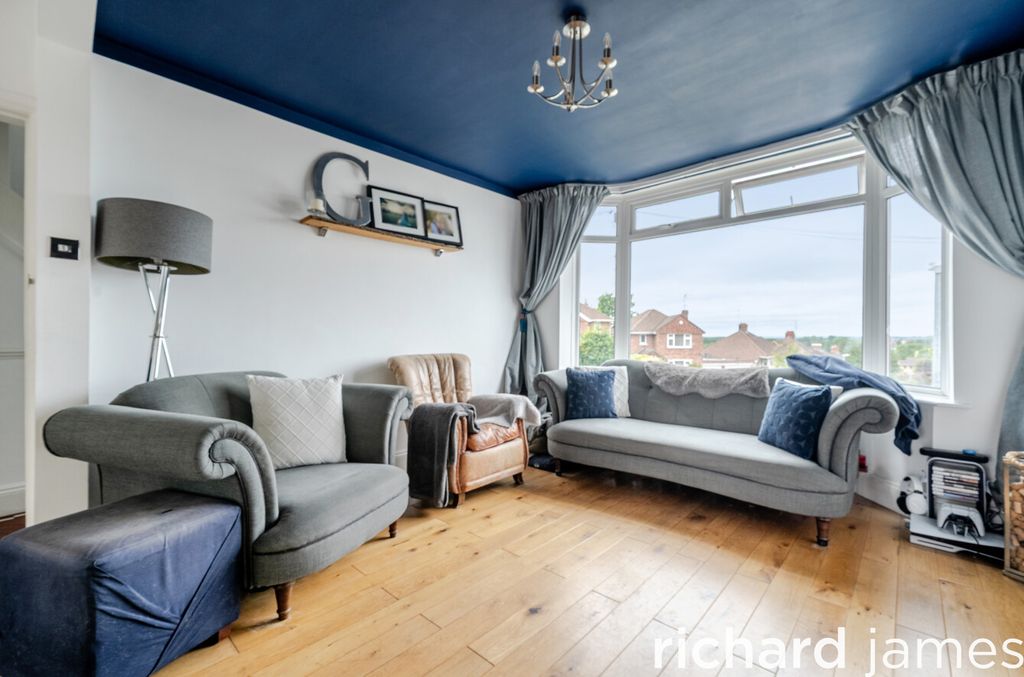 Property photo 3 of 12 2Ec2817F083343F29077118Ff5E84F5A