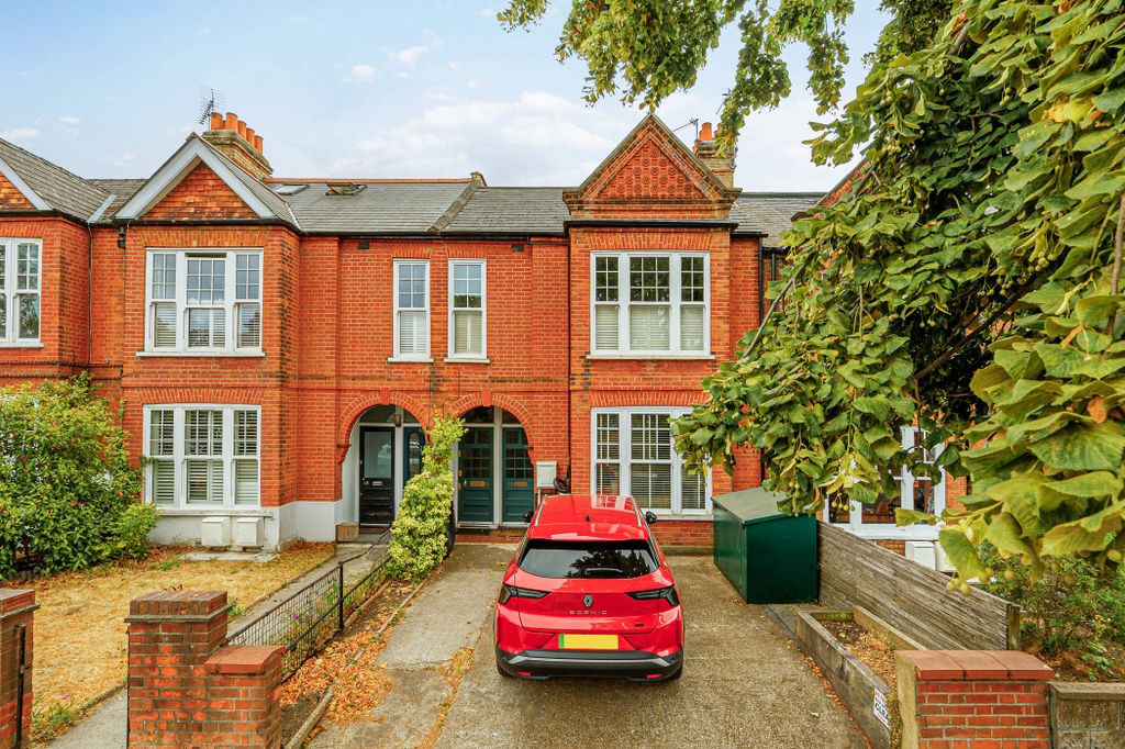 Property photo 1 of 14 Gff 51 Little Ealing Lane-1