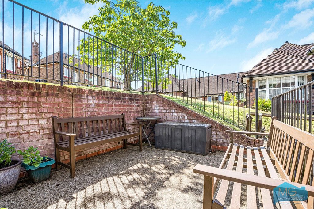 Property photo 2 of 13 Picture No. 02
